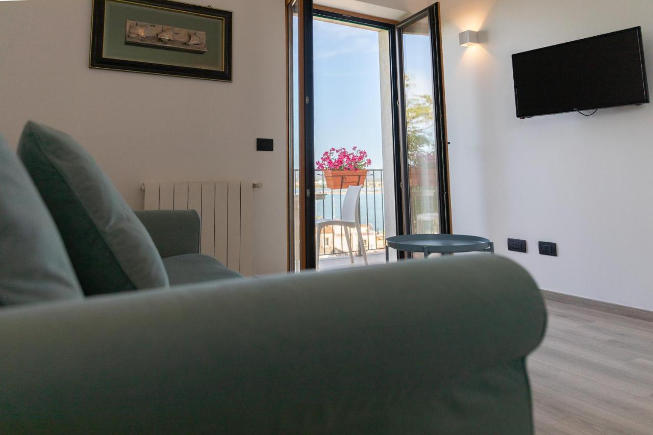 Antares Rooms And Suites オルビア エクステリア 写真