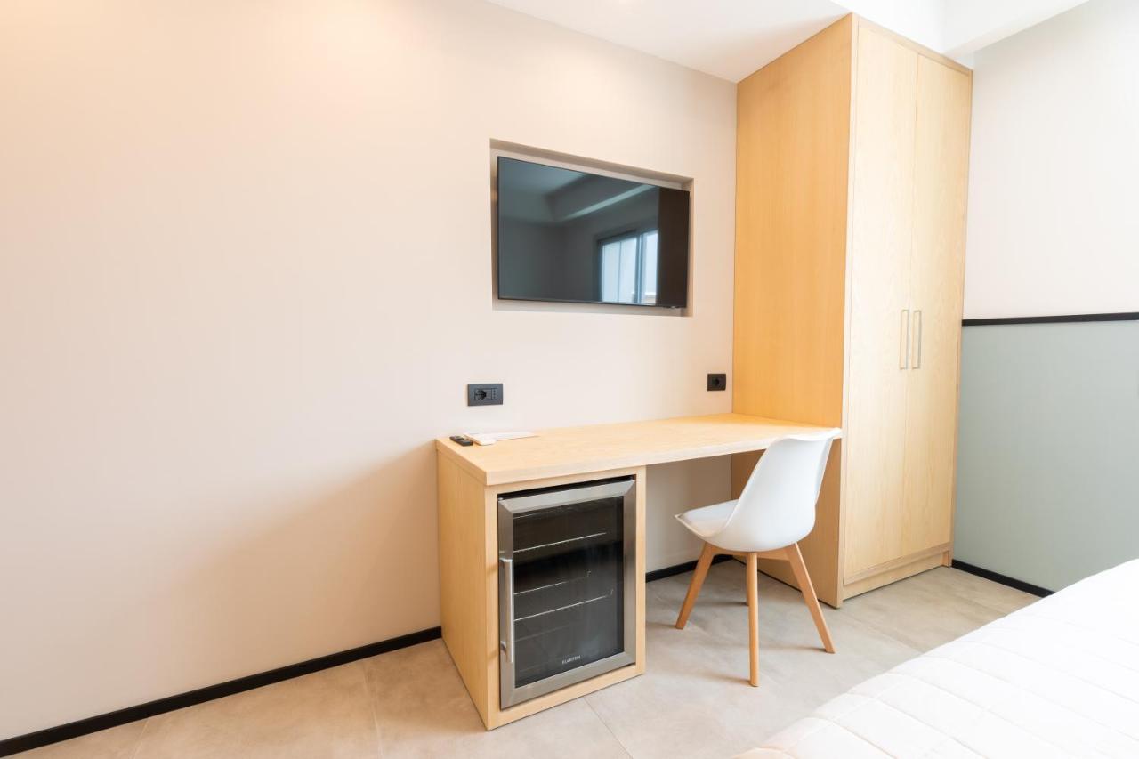 Antares Rooms And Suites オルビア エクステリア 写真