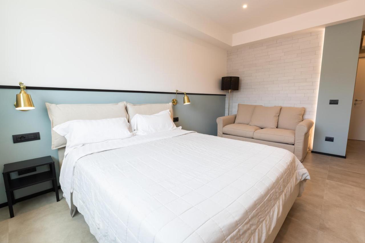 Antares Rooms And Suites オルビア エクステリア 写真