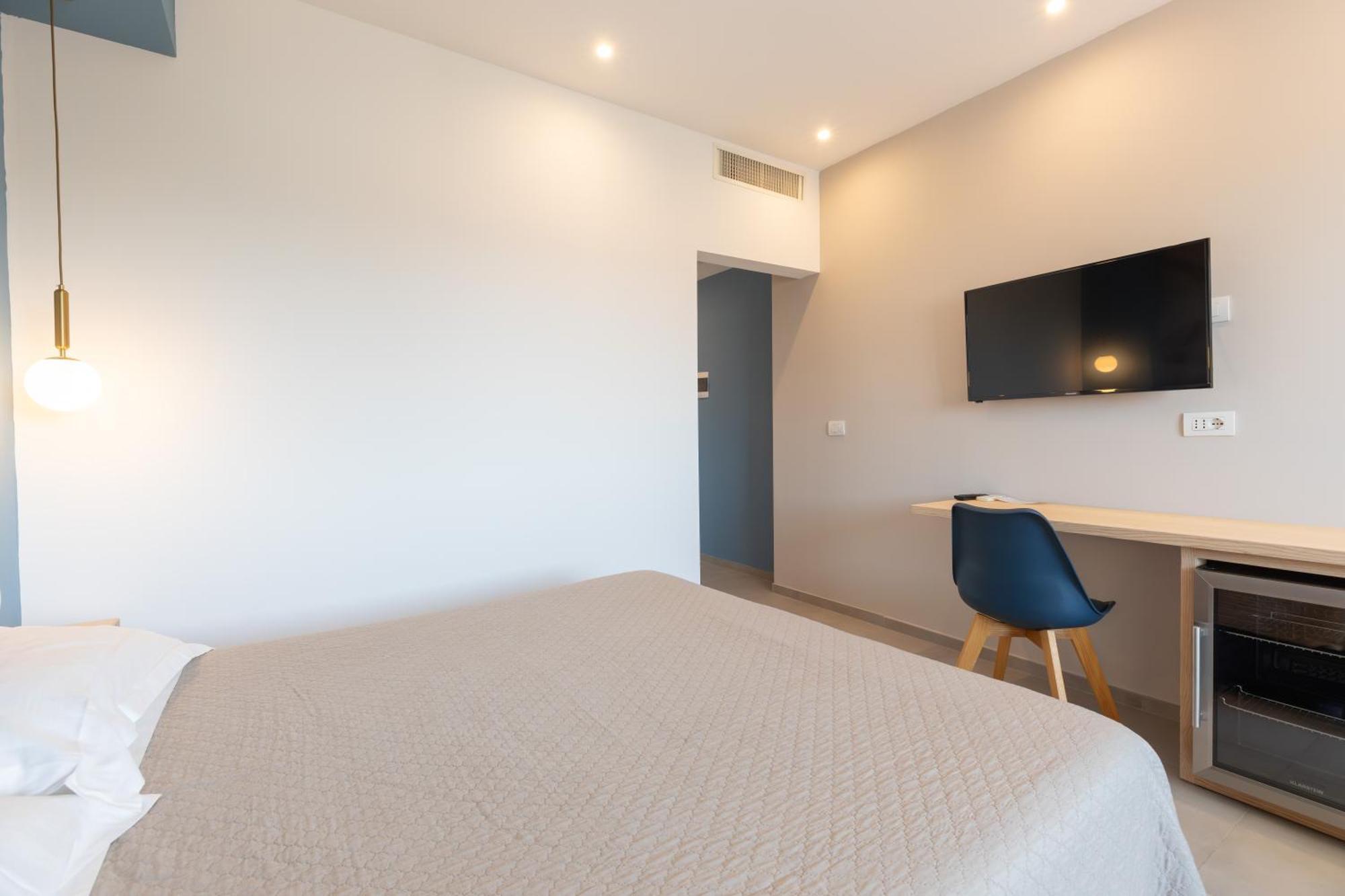 Antares Rooms And Suites オルビア エクステリア 写真