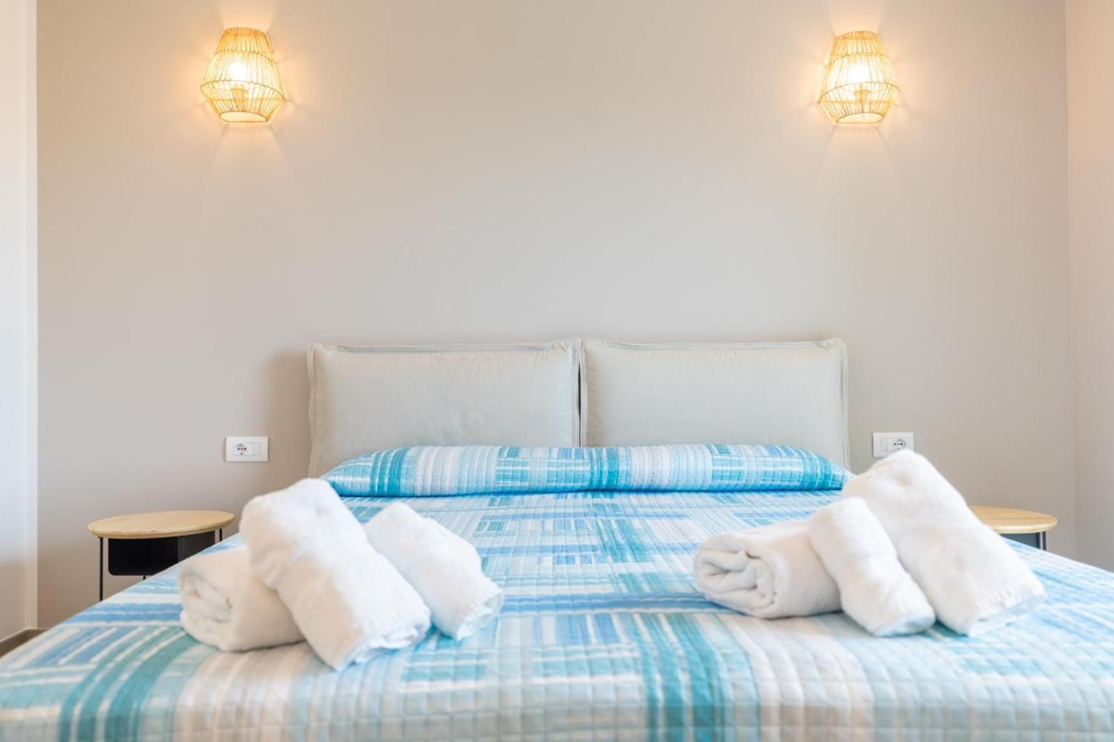 Antares Rooms And Suites オルビア エクステリア 写真